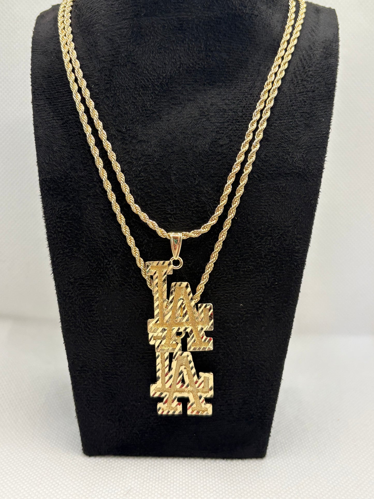 LA Necklace