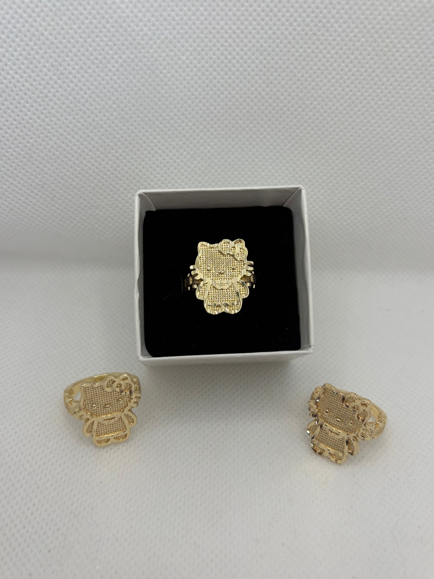 HK Ring